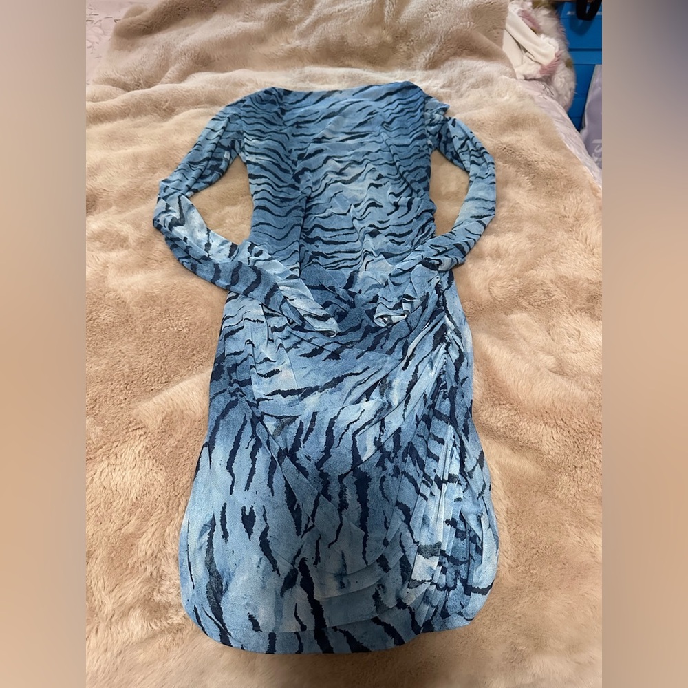 Zara Blue Tiger Print Long Sleeve Dress M